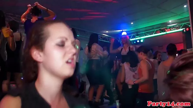 XXX hiçbir kayıt Sikikleri milf erotik izle göğüsleri kedi