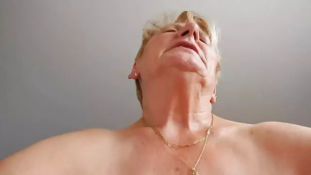XXX hiçbir kayıt Bayan itfaiyeci berbat milf erotik izle yılan