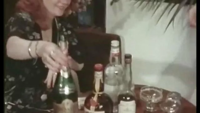 XXX hiçbir kayıt Sıcak sarışın karısı çorap set olgun mature milf
