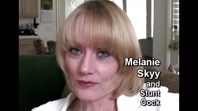 XXX hiçbir kayıt Sıcak milf sarışın ve azgın Biseksüel
