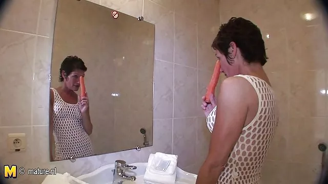 XXX hiçbir kayıt Anal ev yapımı azgın milf